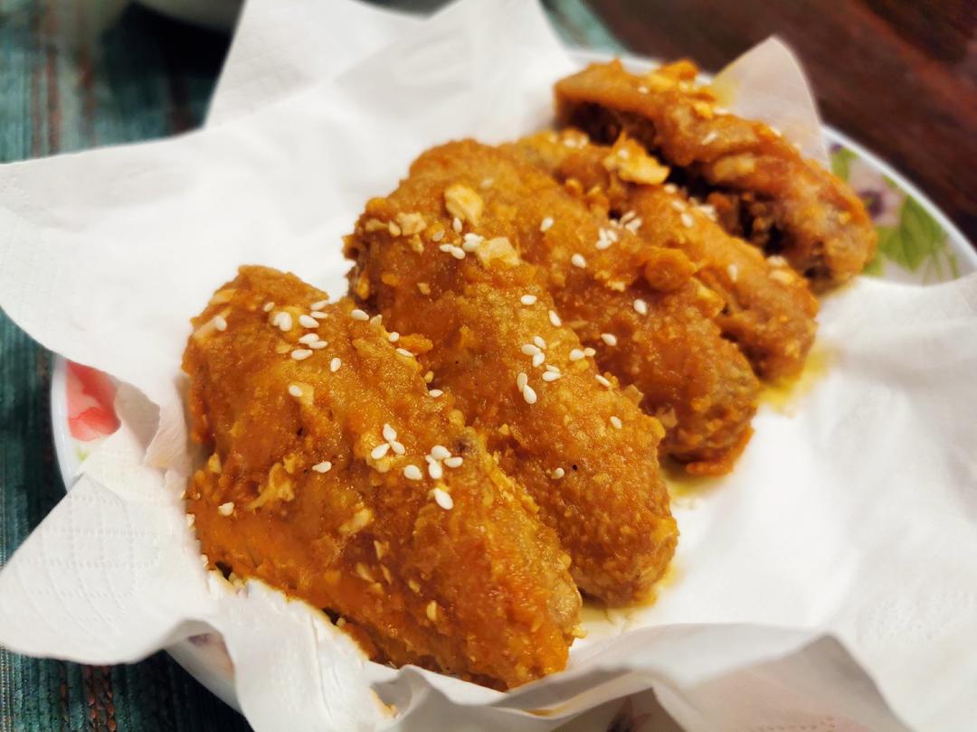 金灿灿咸蛋黄焗鸡翅
