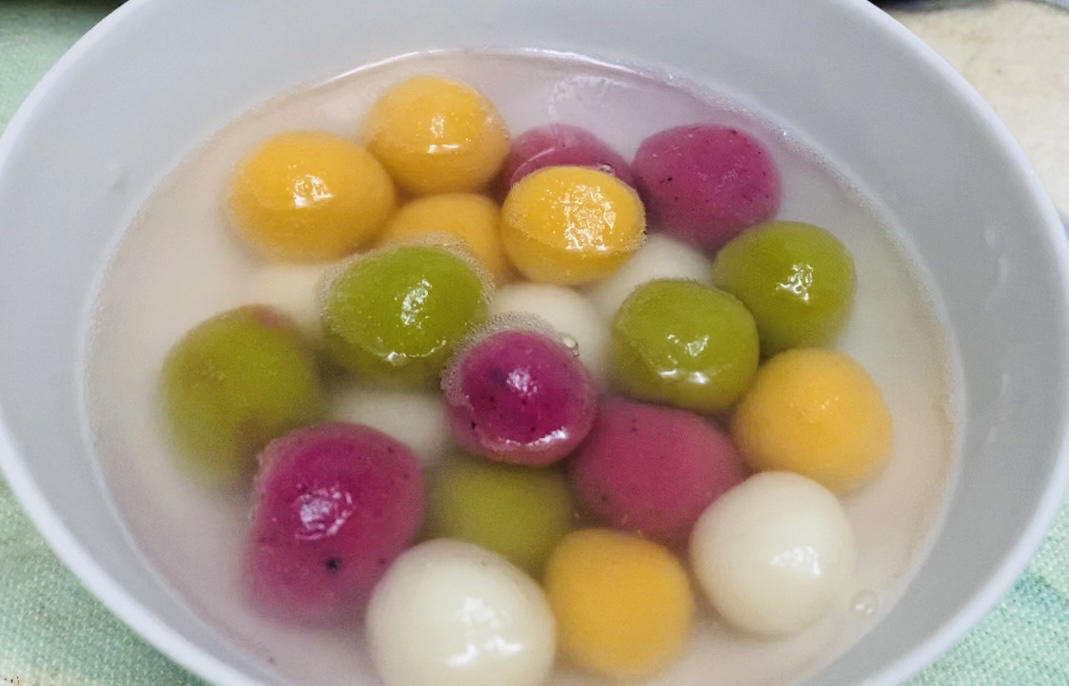 姽婳火焰做的【粉彩色汤圆】天然色素四色汤团贺元宵