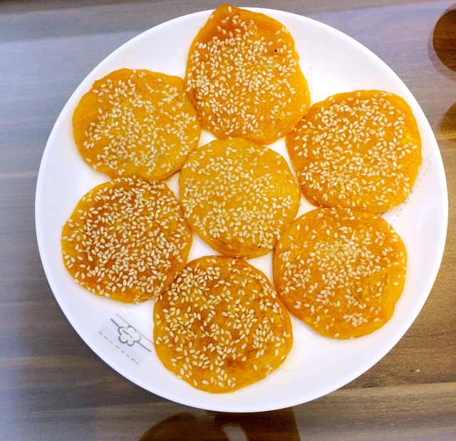 bell_chen做的芝麻南瓜饼