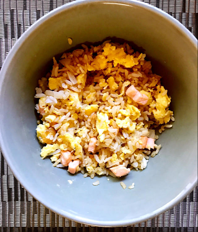 三文鱼炒饭