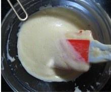果酱酸奶海绵杯子的做法 步骤7