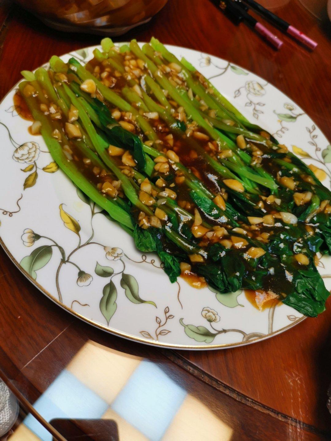 蒜蓉油菜心