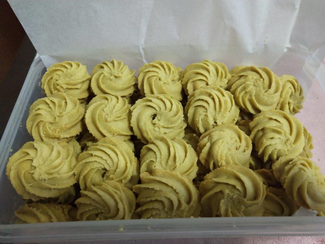 香酥碧绿的开心果曲奇