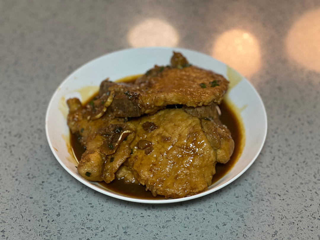 【葱㸆大排】一把小葱，烧出上海最经典的下饭菜！