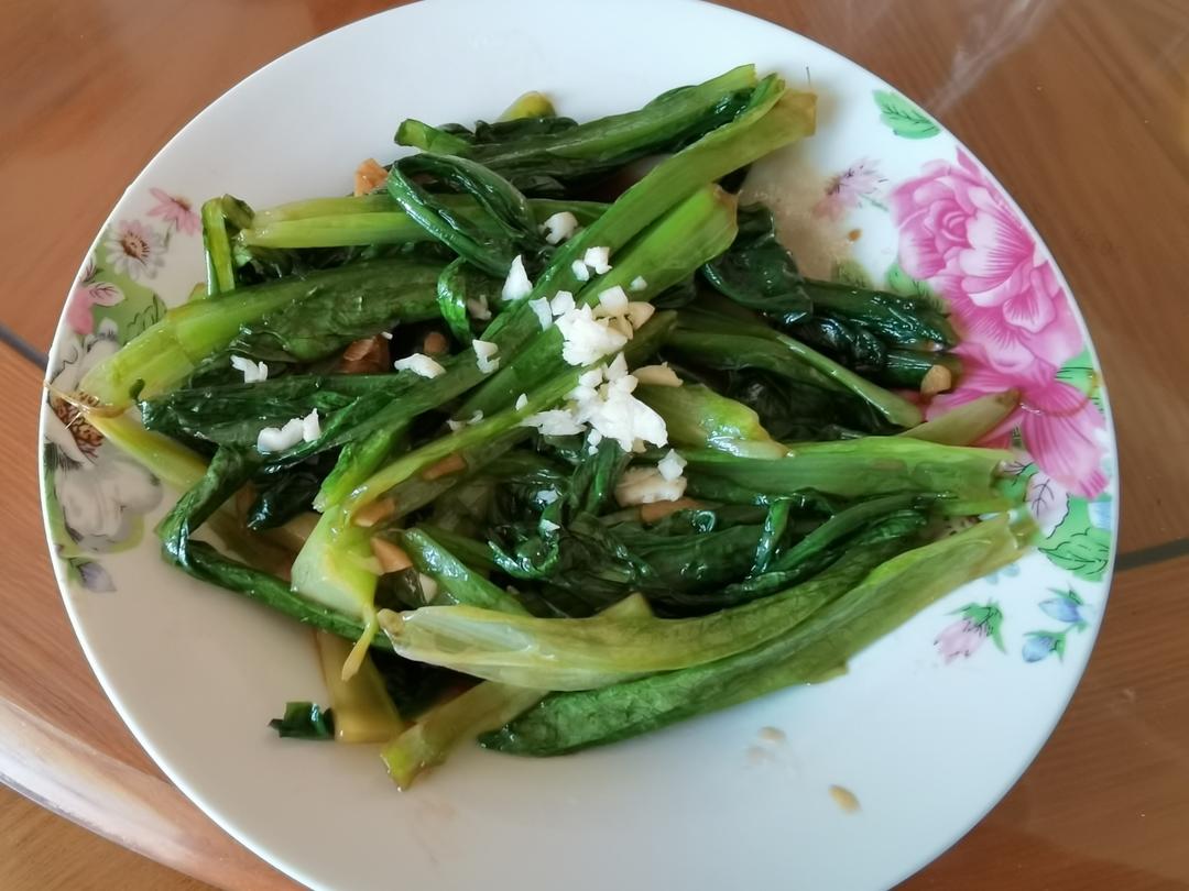 蒜蓉耗油清炒油麦菜，减脂快手菜，宝宝超爱，傻瓜步骤，屡试不爽，好吃且下饭，鲜香爽口！！