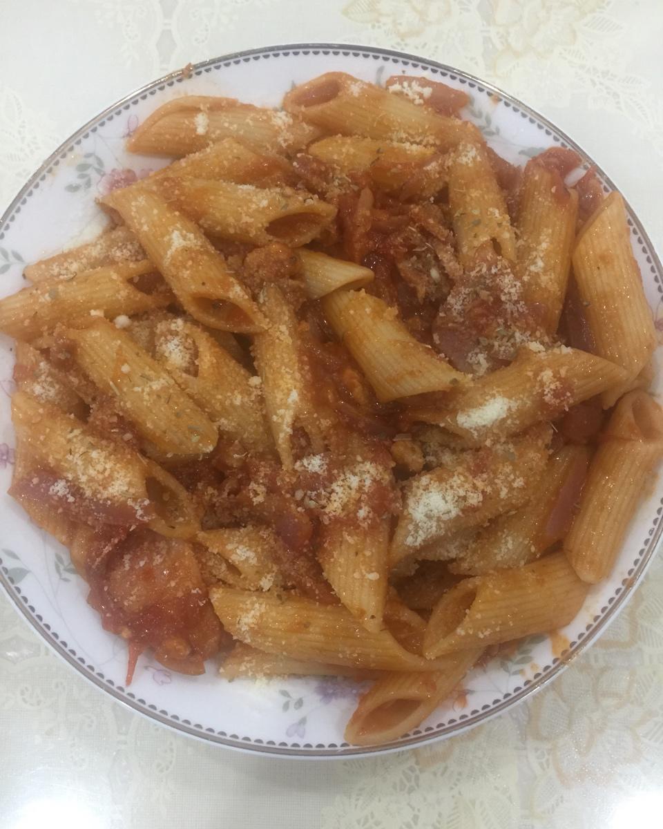 番茄肉酱意大利通心面