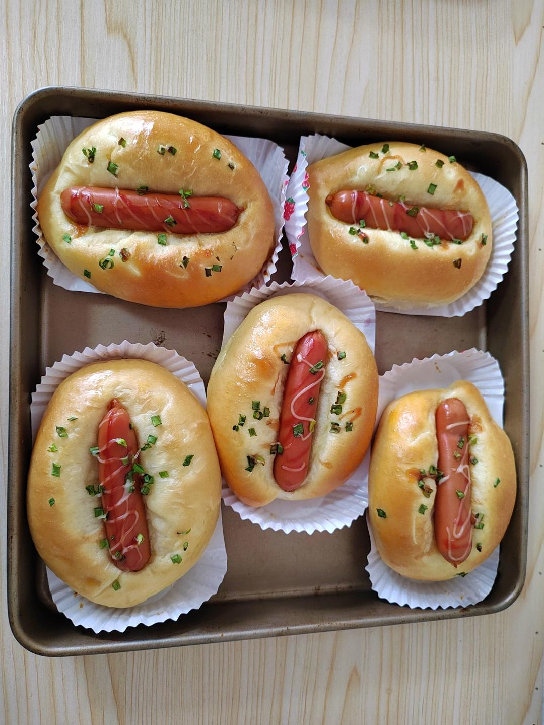 热狗香肠面包