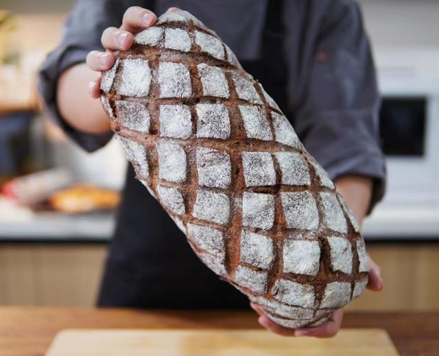 黑麦红酒无花果面包,红酒种做的面包太有特色了!的做法