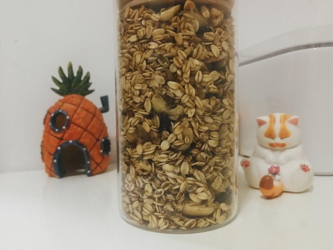 Granola 元气满满的格兰诺拉麦片