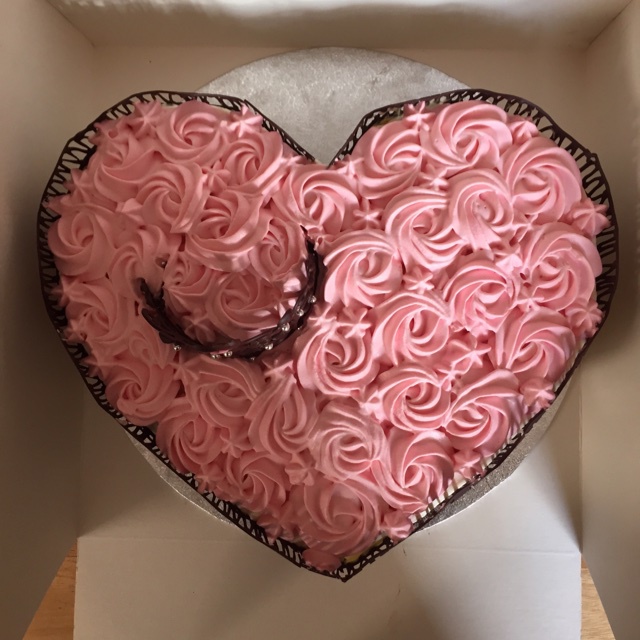 子做的心形生日蛋糕