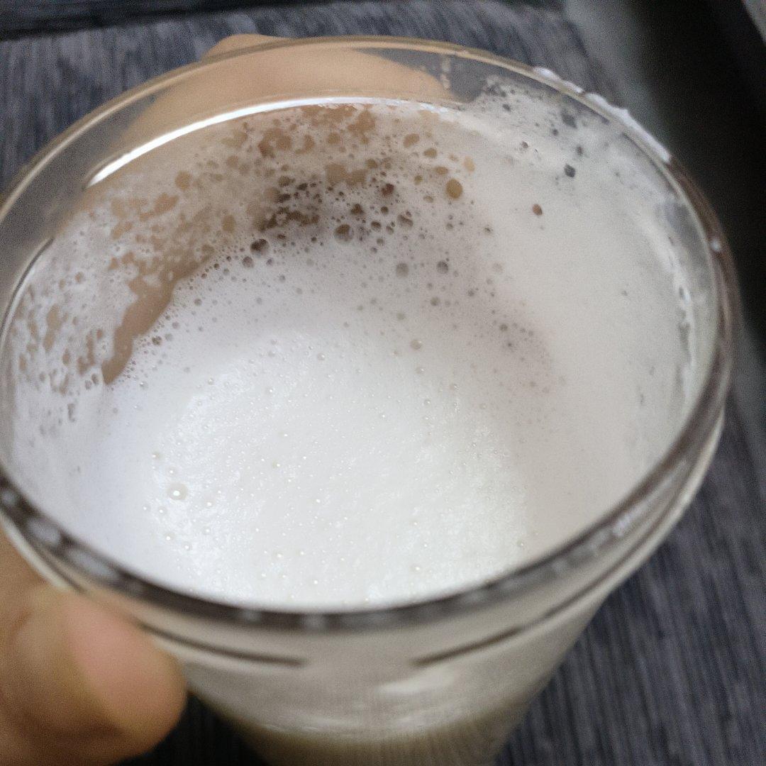 破壁机食谱一简单的桃子奶昔