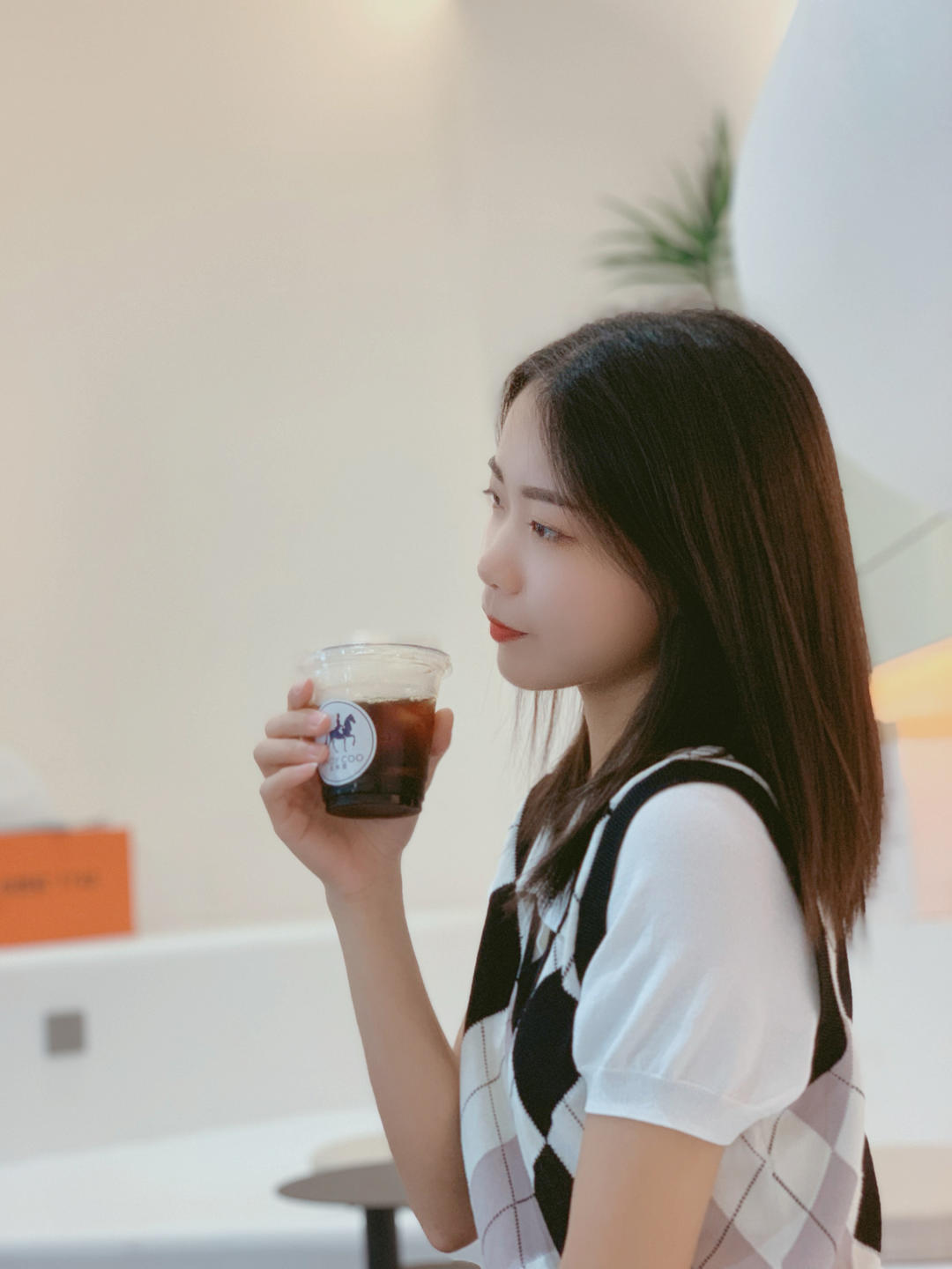 毛七七-