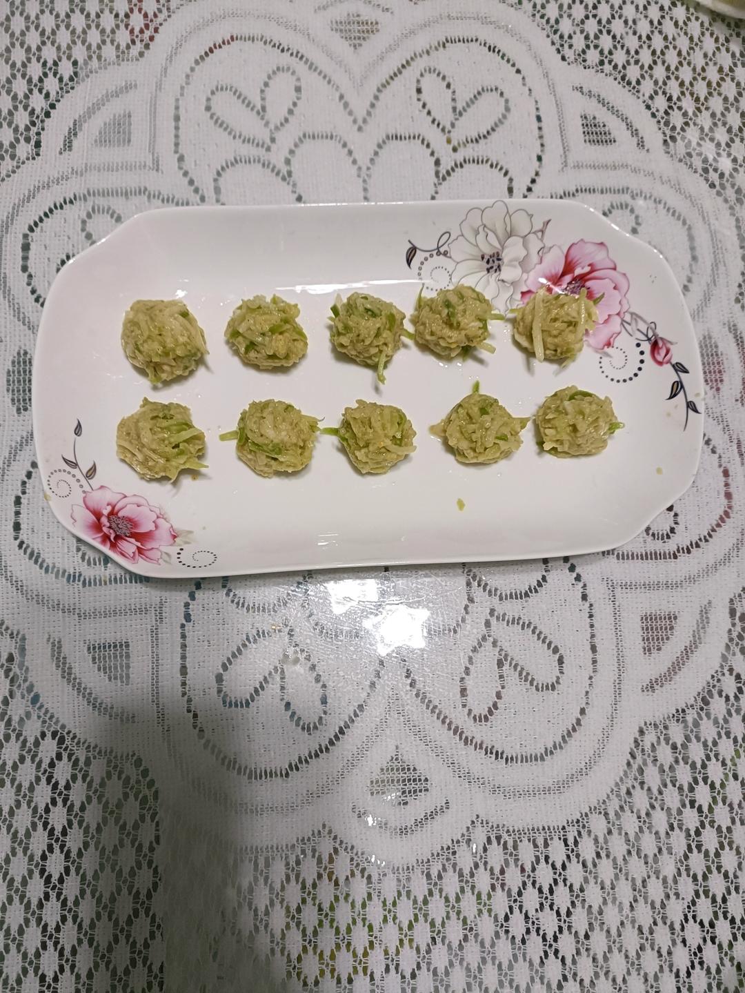 炸萝卜丝丸子
