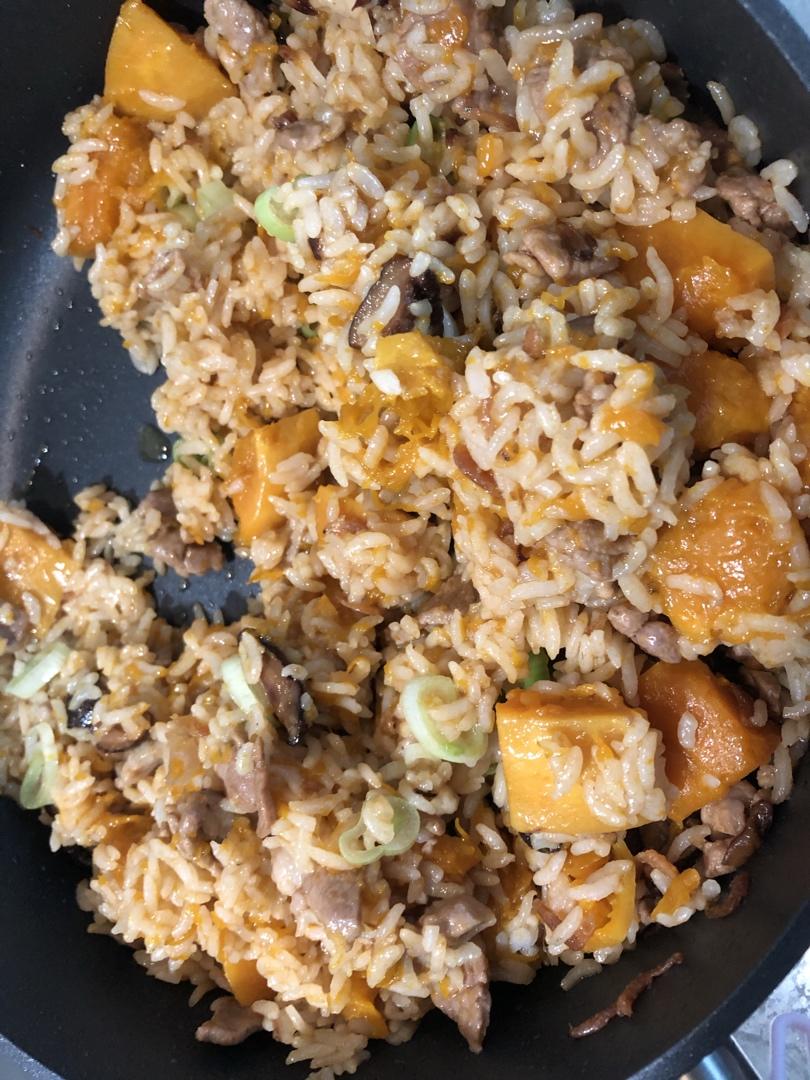 超乎意料之外&好吃的南瓜焖饭
