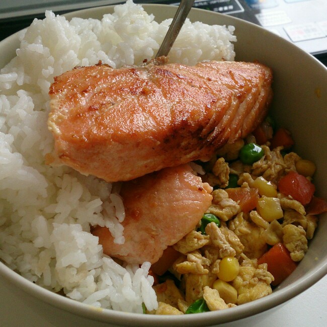 无油香煎三文鱼