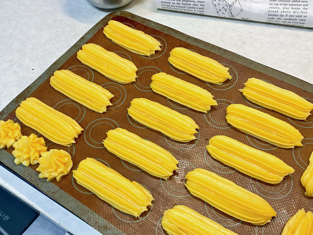 长条泡芙 / 哈斗 / eclair