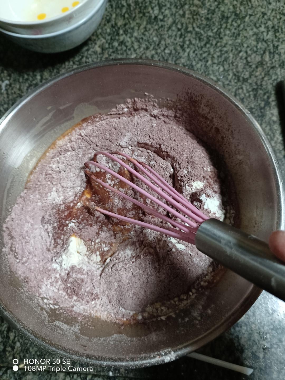8寸红丝绒蛋糕