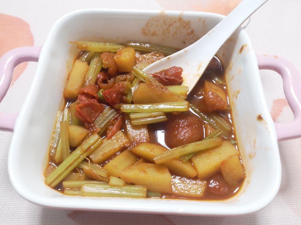 琅琊公子孙做的土豆芹菜汤