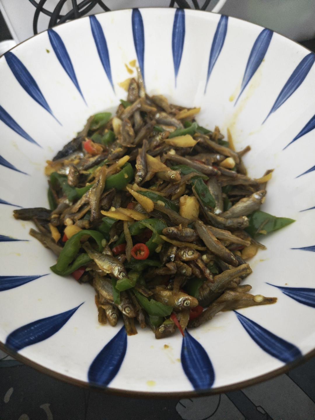 干小鱼仔炒辣椒