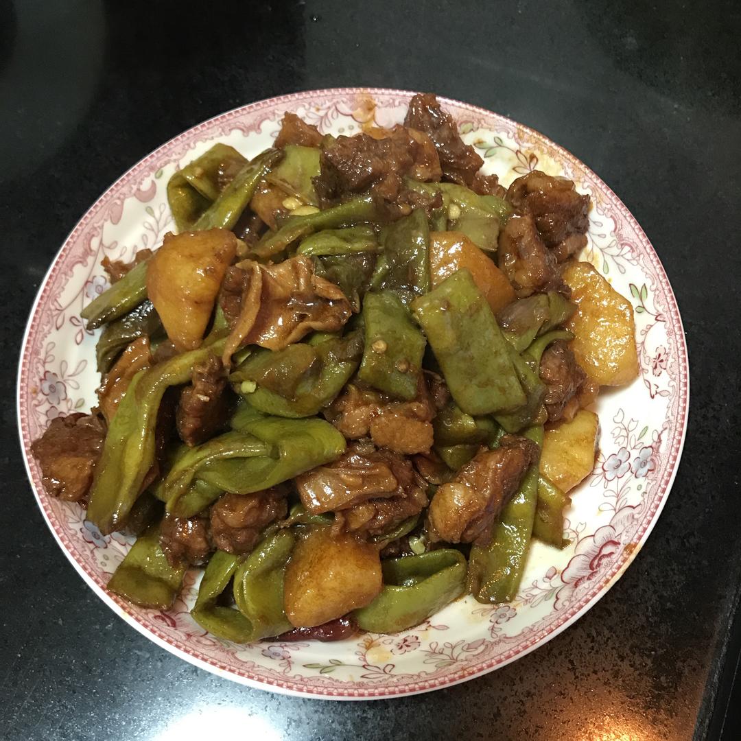 牛肉炖豆角土豆图片