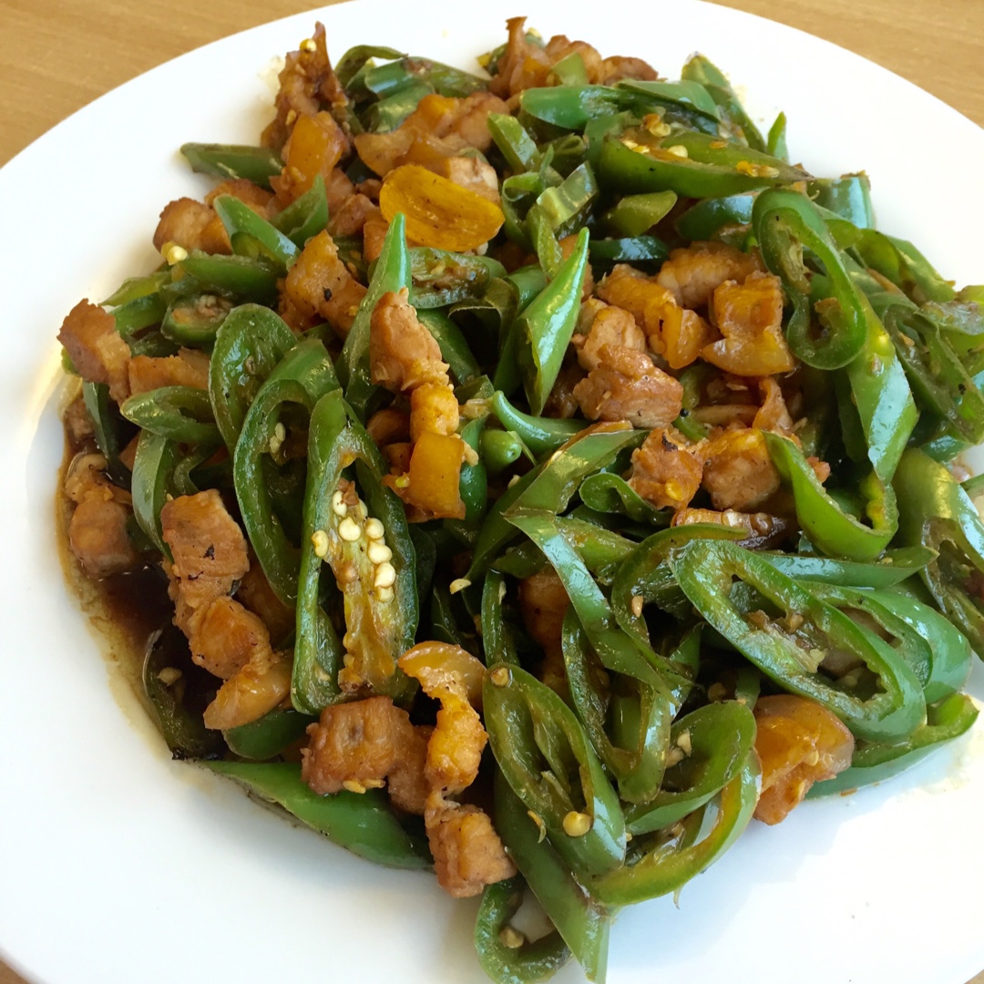 农家小炒肉【记忆中勾魂的油汤】