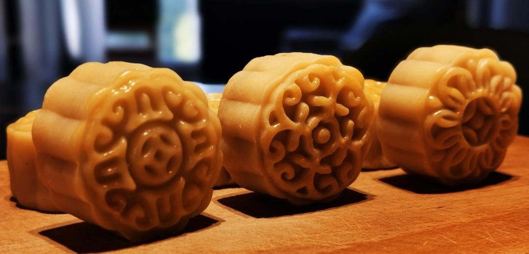 如何做出不塌陷不鼓腰花纹清晰的月饼（超详细的步骤和方法）
