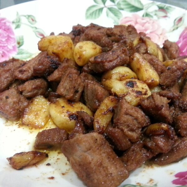 黑蒜子牛肉粒