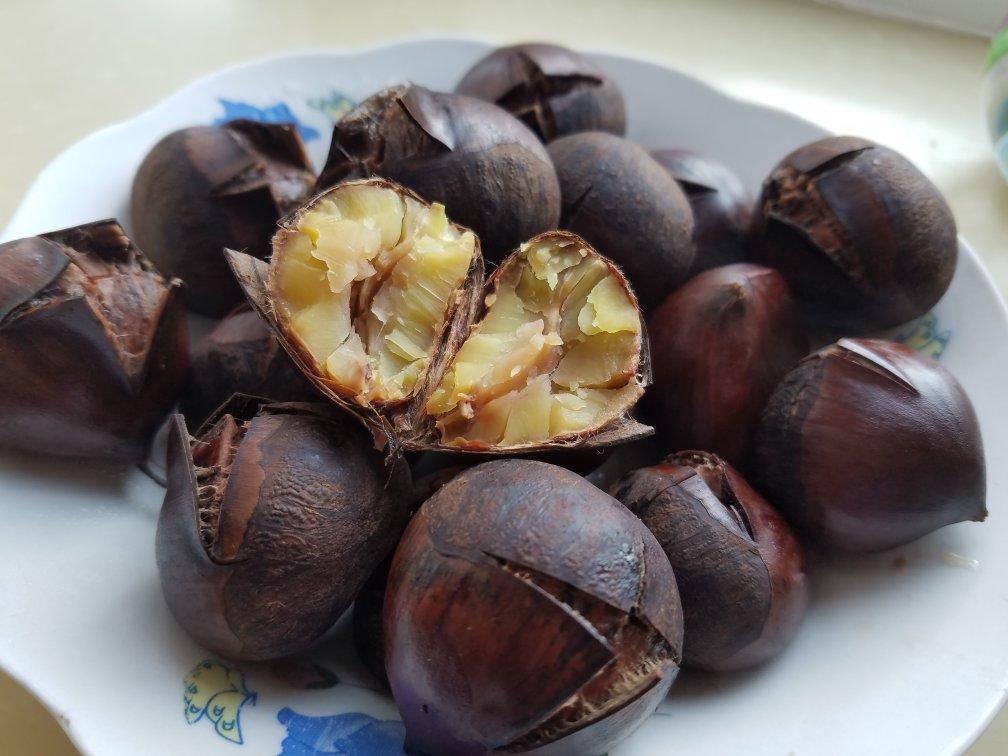 好吃不腻的🌰烧板栗🌷附带板栗的挑选及巧剥板栗皮👍