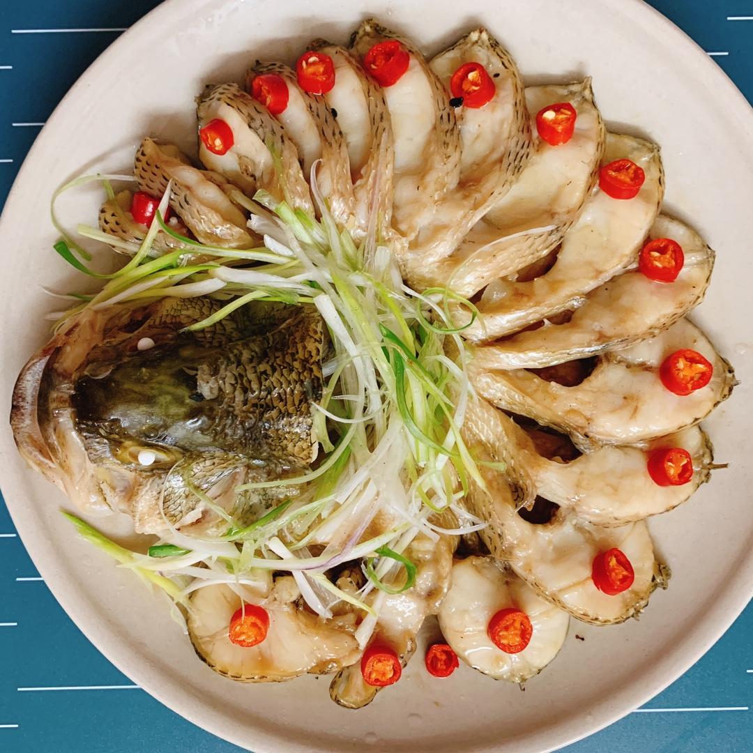 清蒸鲈鱼