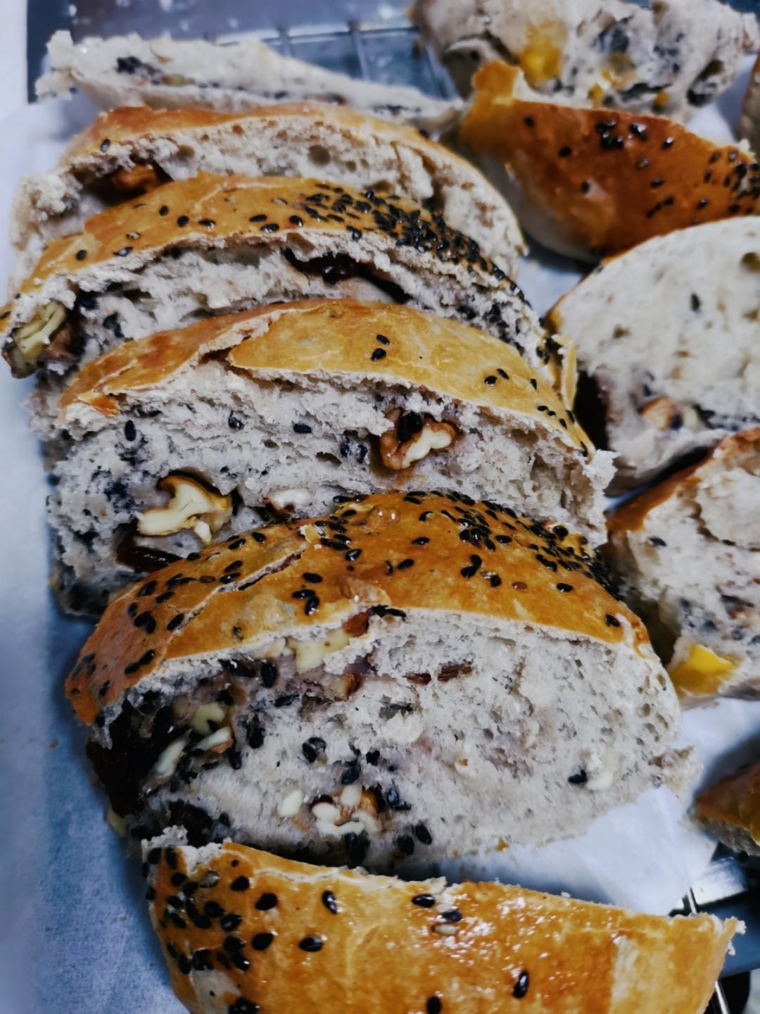 100%黑麦软欧包(免揉超快手)