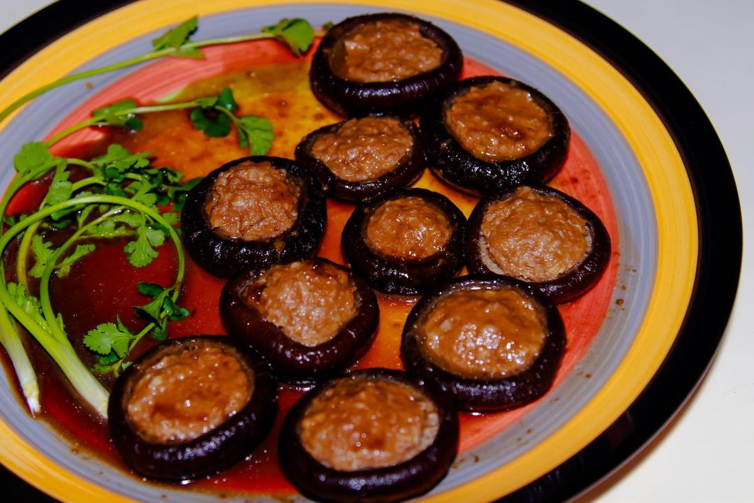 煎酿香菇