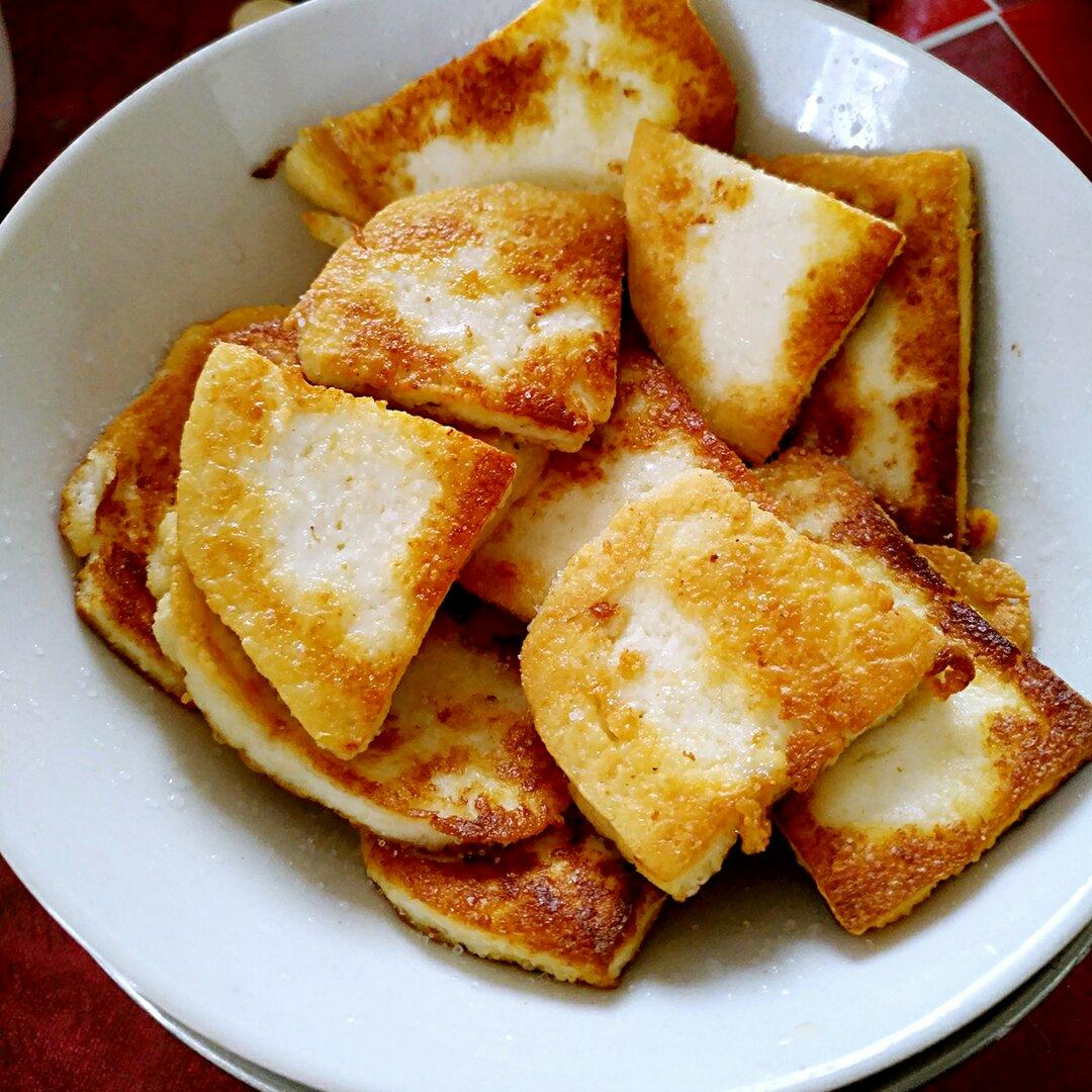 如喜做的老昆明煎乳饼干锅法