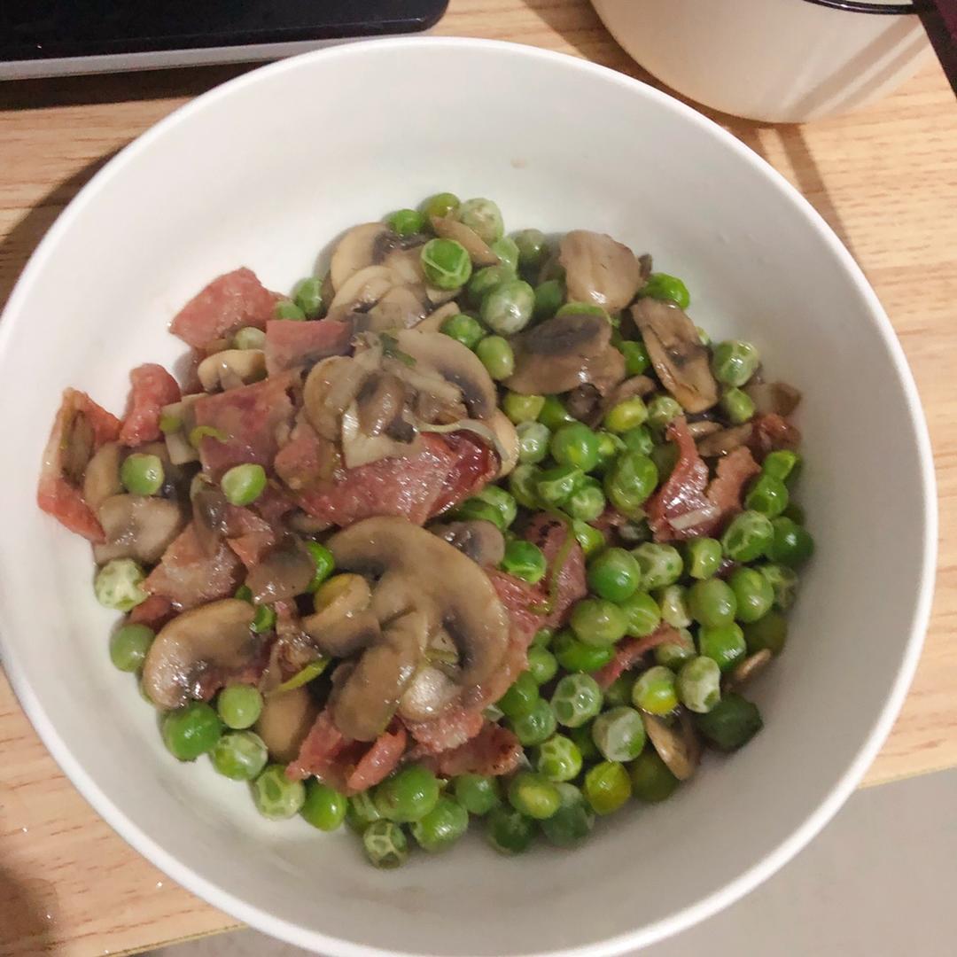 培根蘑菇炒甜豆｜甜甜的 恰恰好在一起