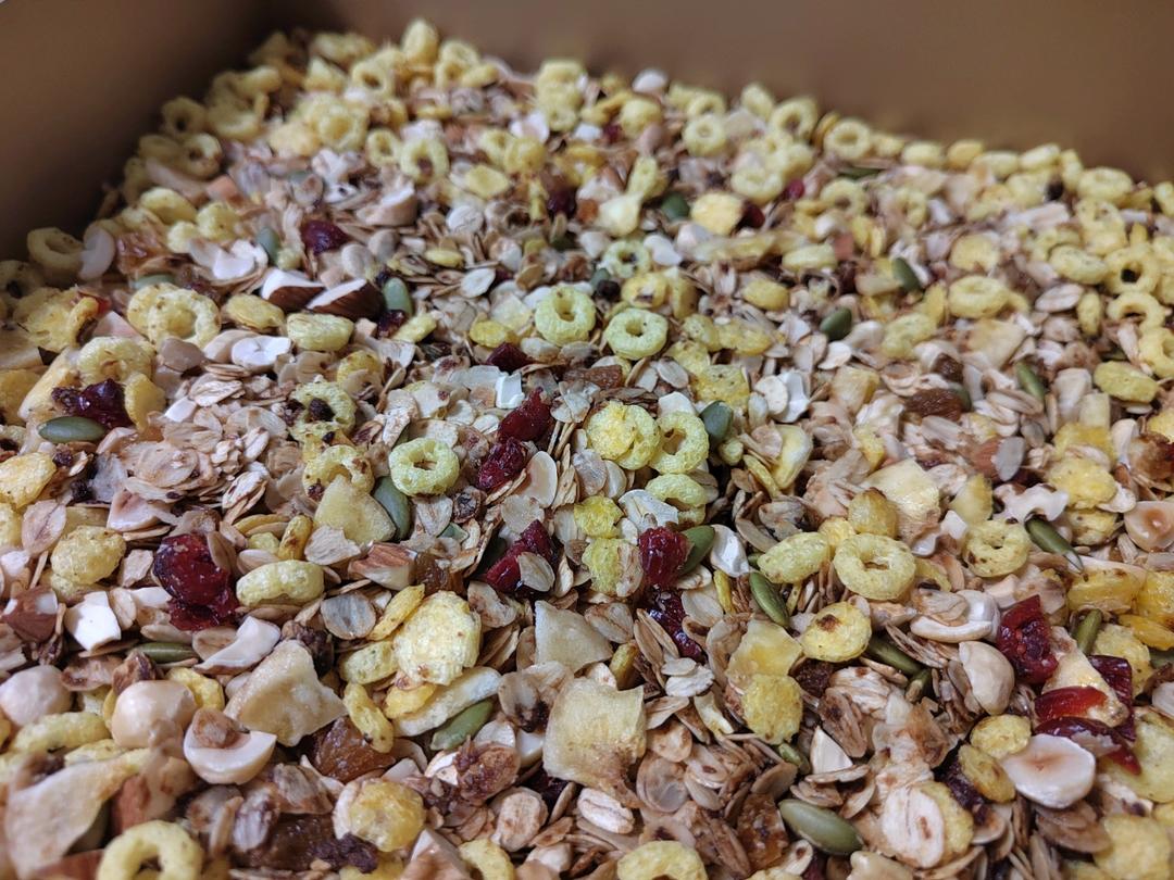 烤坚果燕麦片