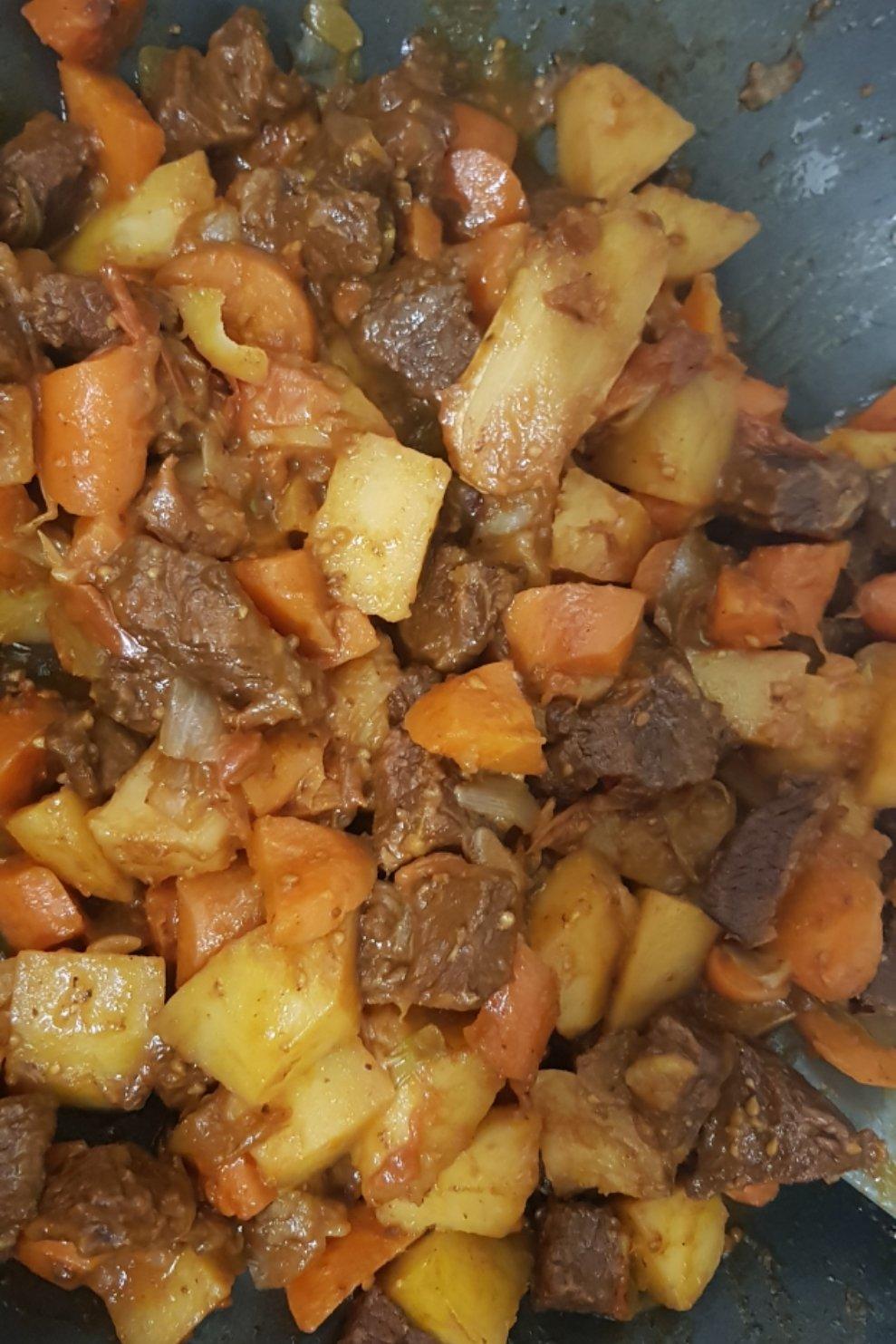 土豆炖牛肉