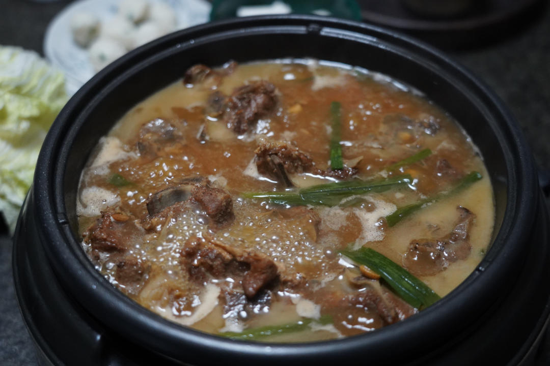 曼食慢语丨羊蝎子火锅