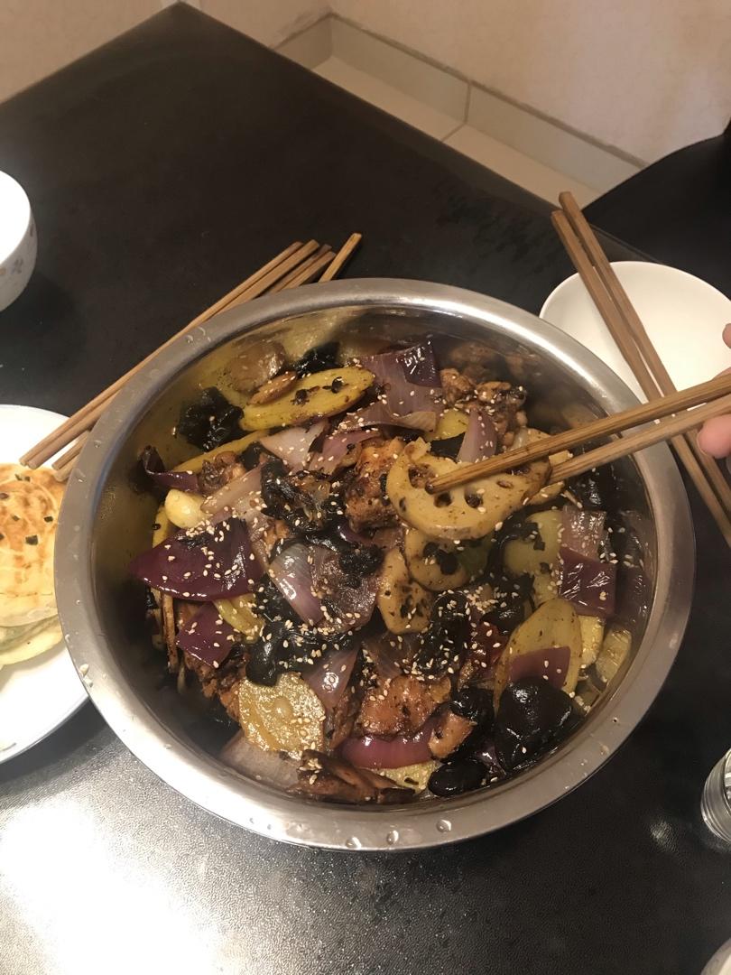 麻辣干锅兔