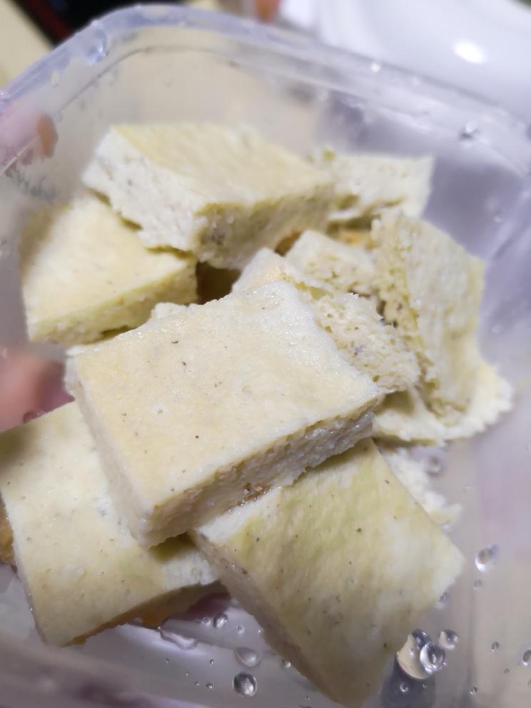 鸡蛋淮山葡萄糕（宝宝辅食）的做法