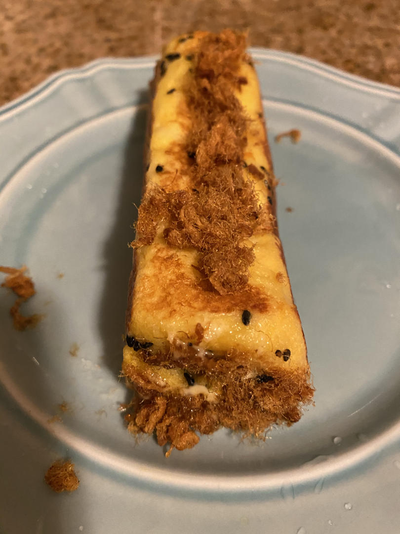 🌈不用烤箱❗️好吃到爆的肉松吐司卷