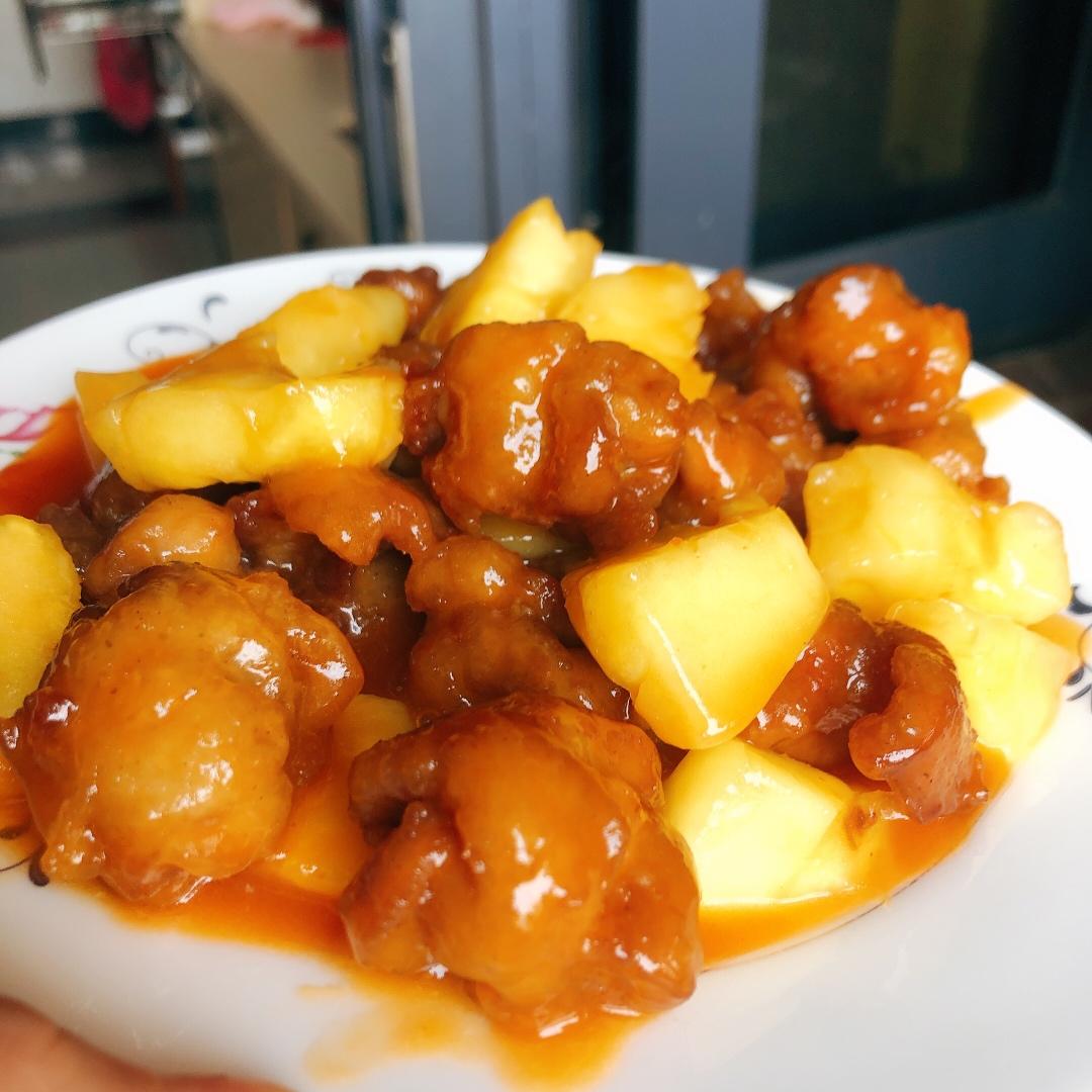 秘制菠萝咕噜肉（绝对好吃）
