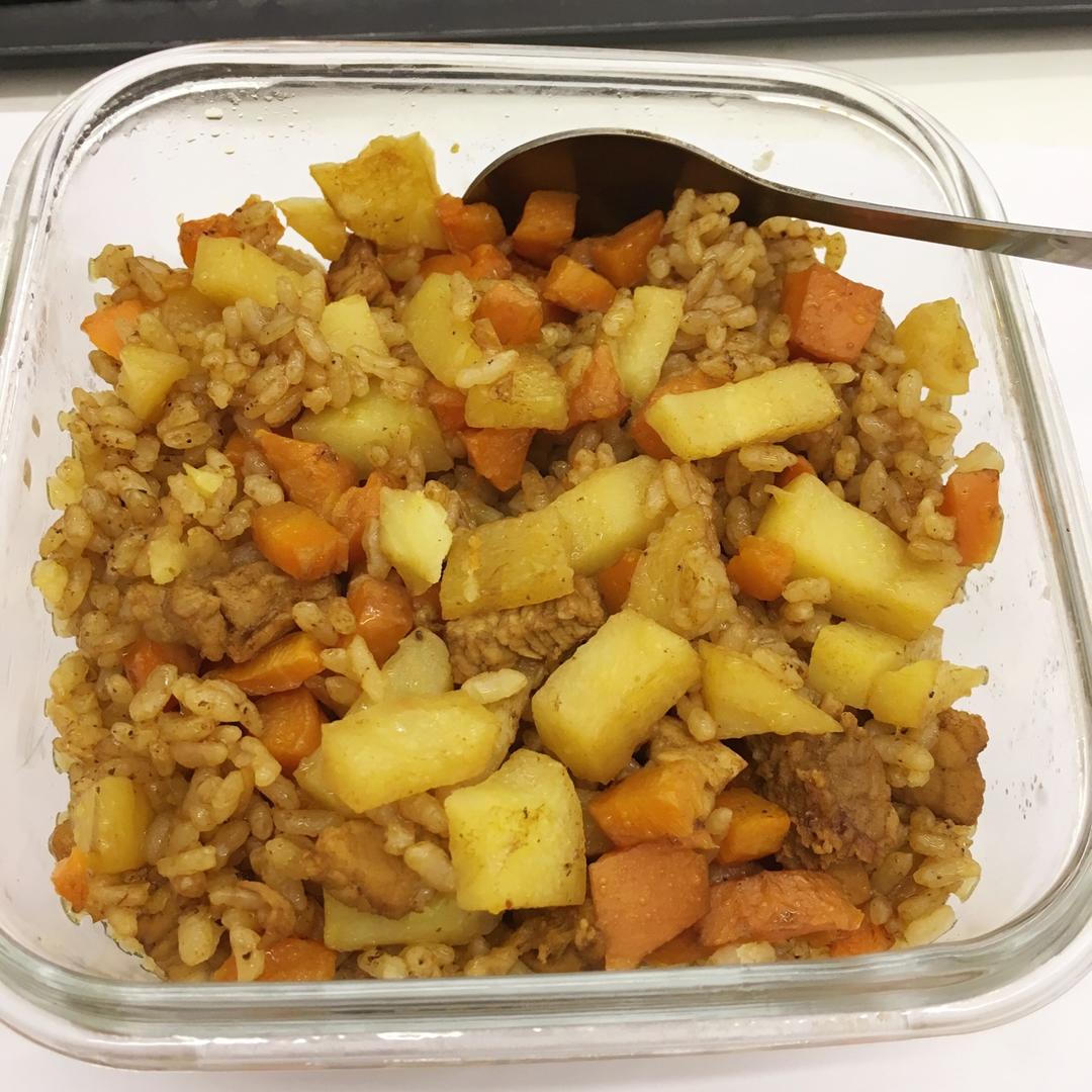土豆焖饭（电饭锅版）