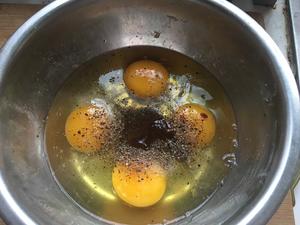 蛋饼龙利鱼——早餐营养好选择的做法 步骤3