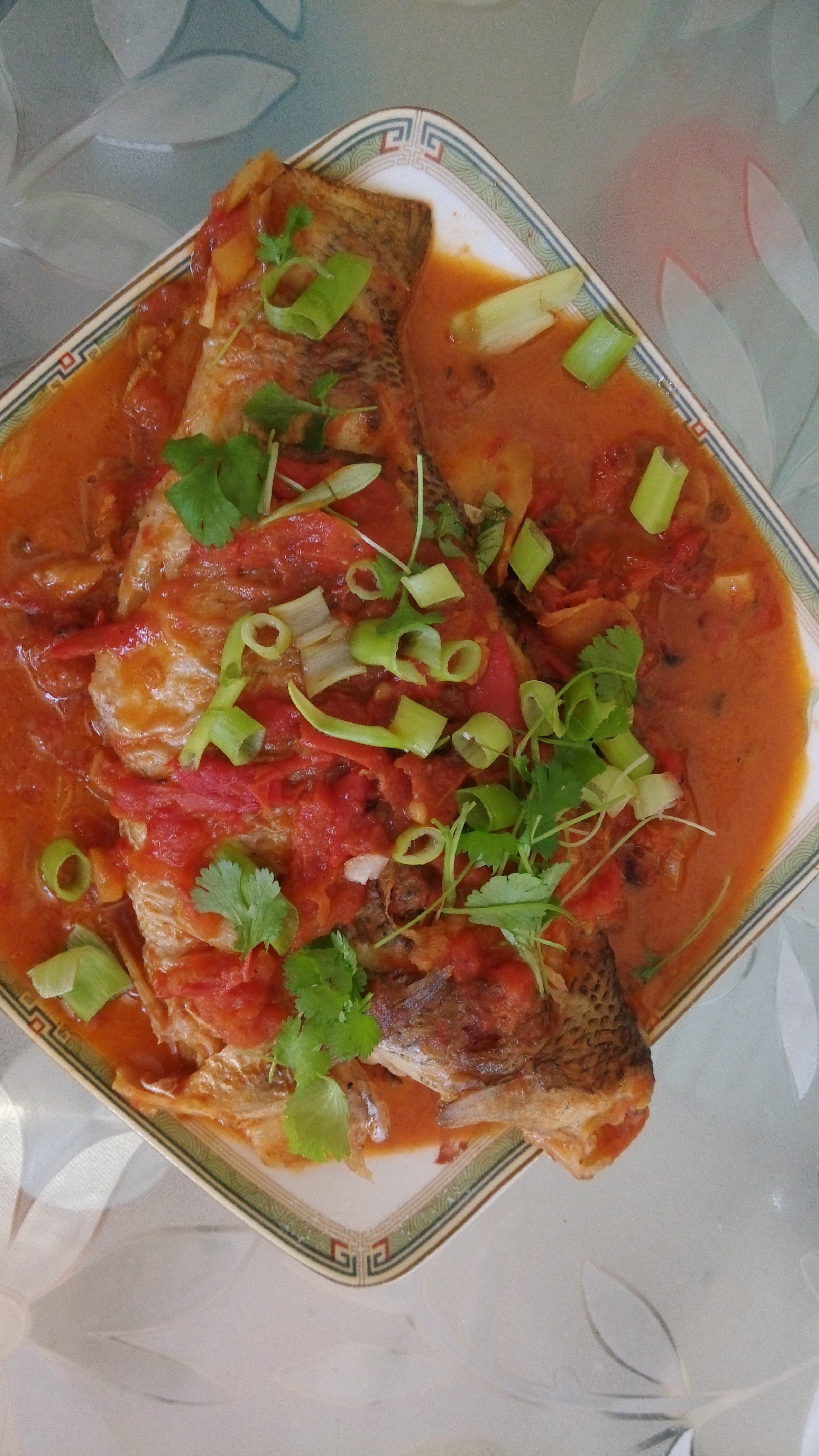 llflillian做的番茄煮鲈鱼