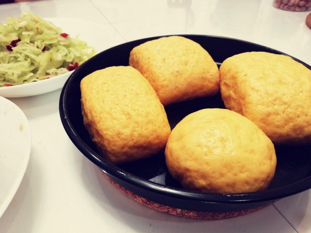 新手也可以--详解如何做出人见人爱、金黄的南瓜馒头