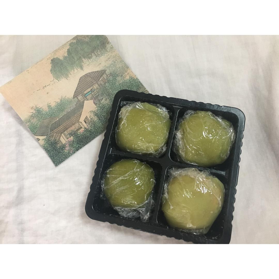 杏花楼咸蛋黄肉松青团