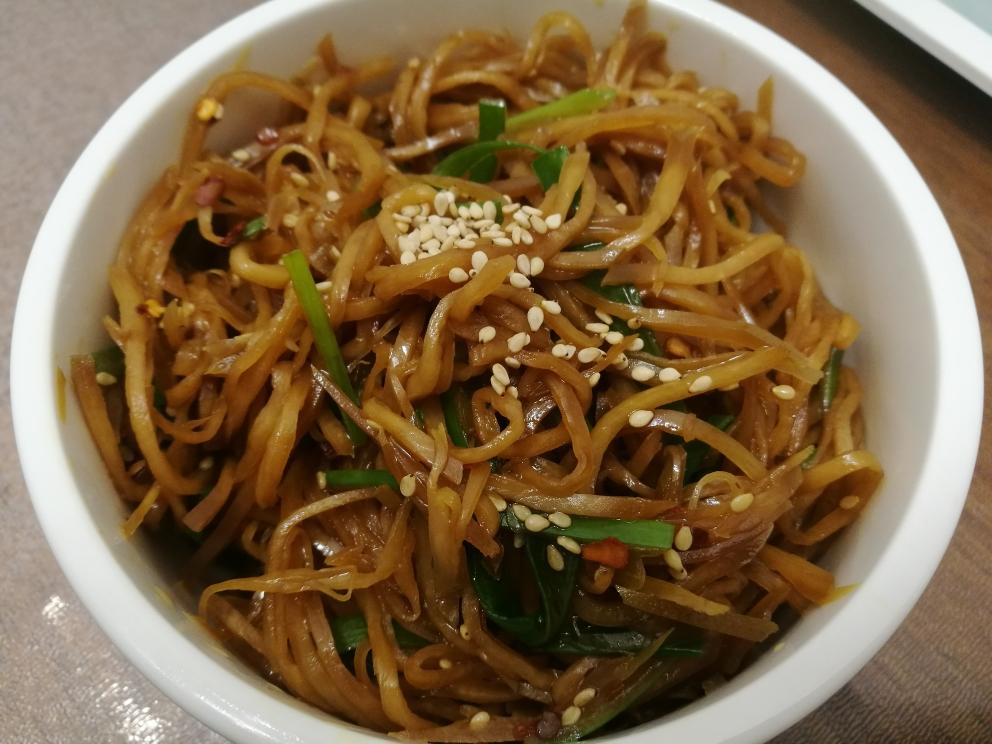 凉拌腌芥菜丝的做法