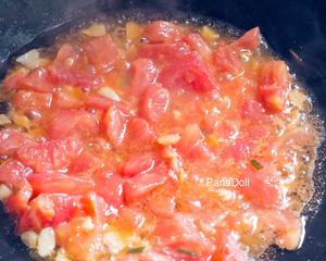 剩饭变身番茄土豆烩饭，美味到我能吃3碗！的做法 步骤3