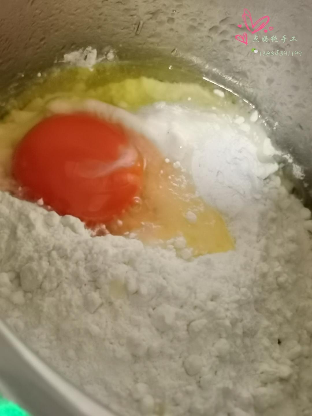含宣软饼皮做法、自己在家也能做出馅料十足、超拉丝的美味诱人披萨