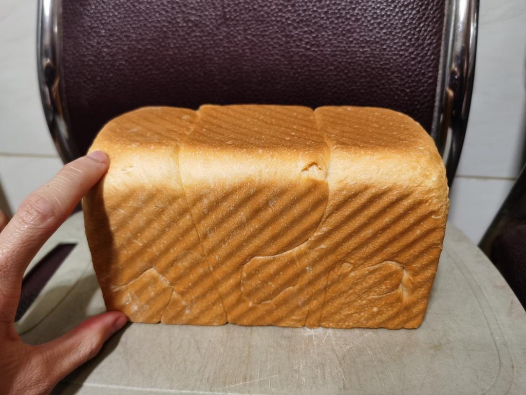 又香又白又温柔--蛋奶吐司