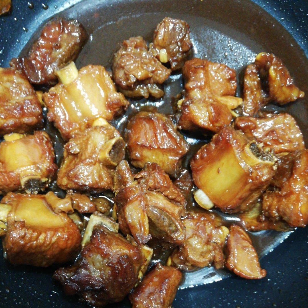 红烧排骨